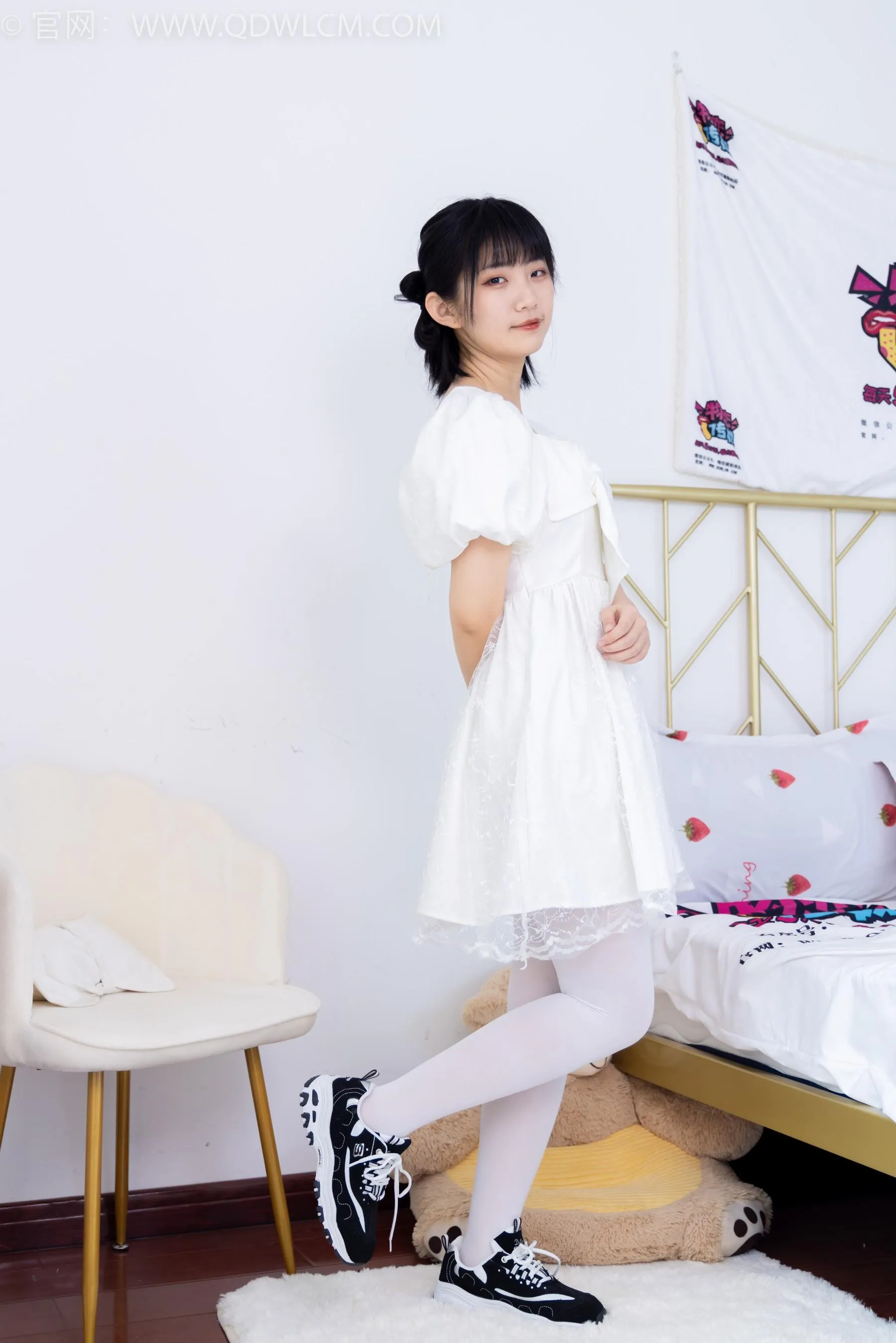 物恋传媒 NO.1581 暗月-纯白茉莉 [151P]插图5